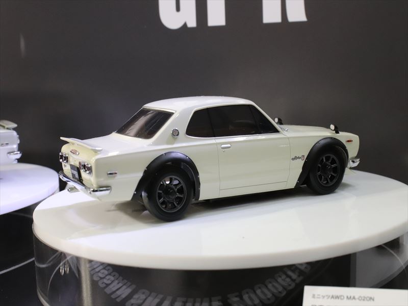 京商ミニッツAWD  日産 スカイライン 2000GT-R